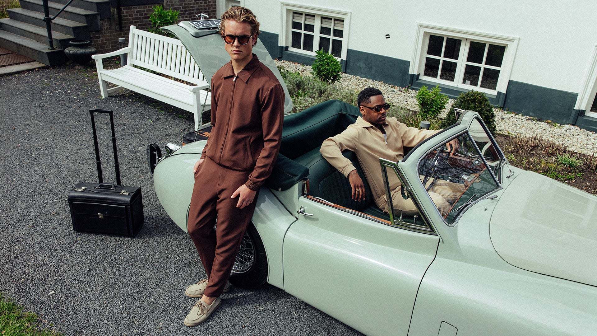 //blackbananas.com/cdn/shop/files/MEN-MANSION-Banner-SS26_f9683657-3983-4f7c-b285-041322aa21b3.jpg?v=1777640509