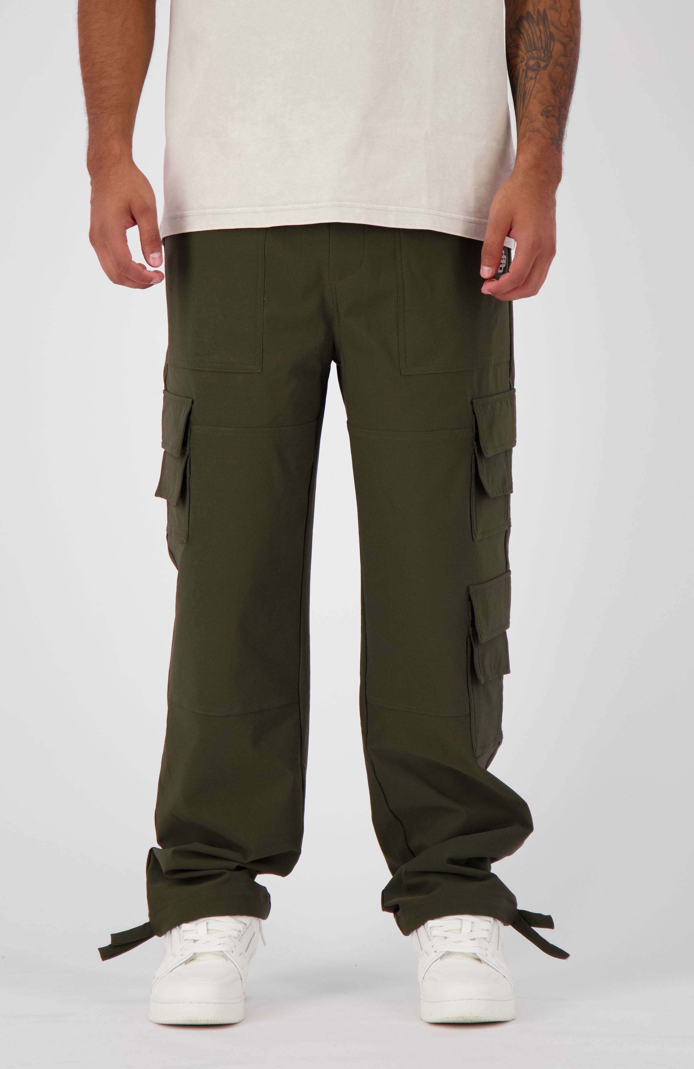 MONOGRAM TECH CARGO PANTS | Moss Green