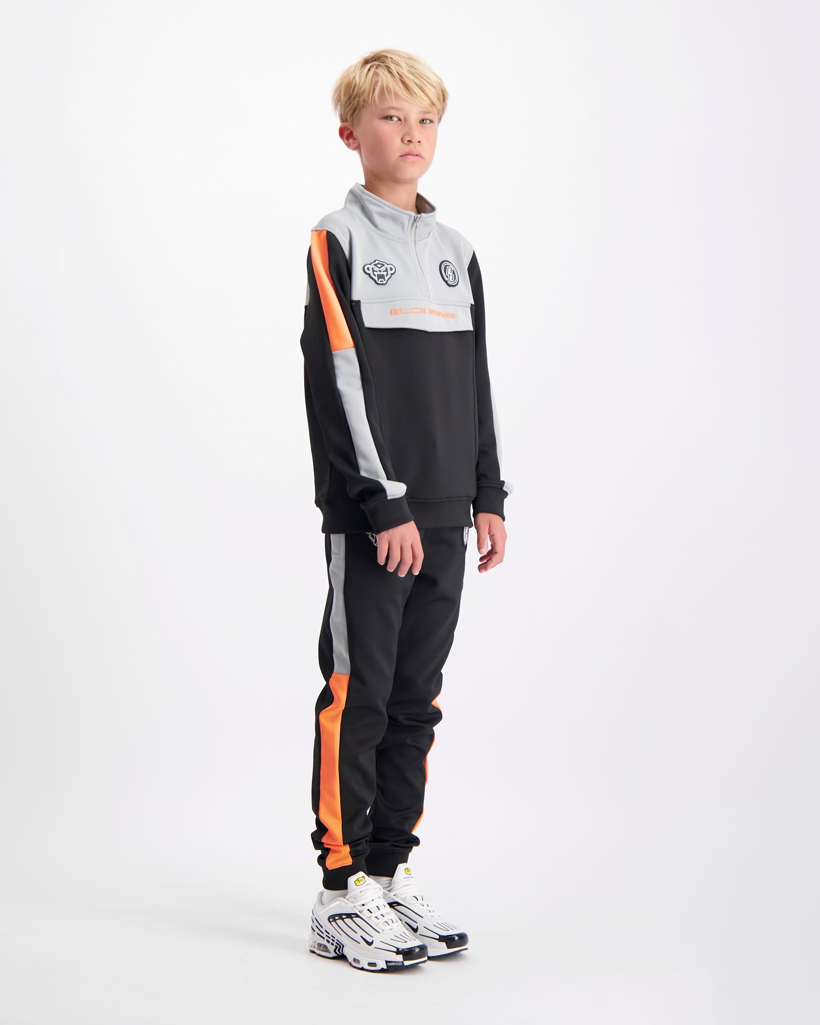 KIDS VICTORY TRACKSUIT | Black
