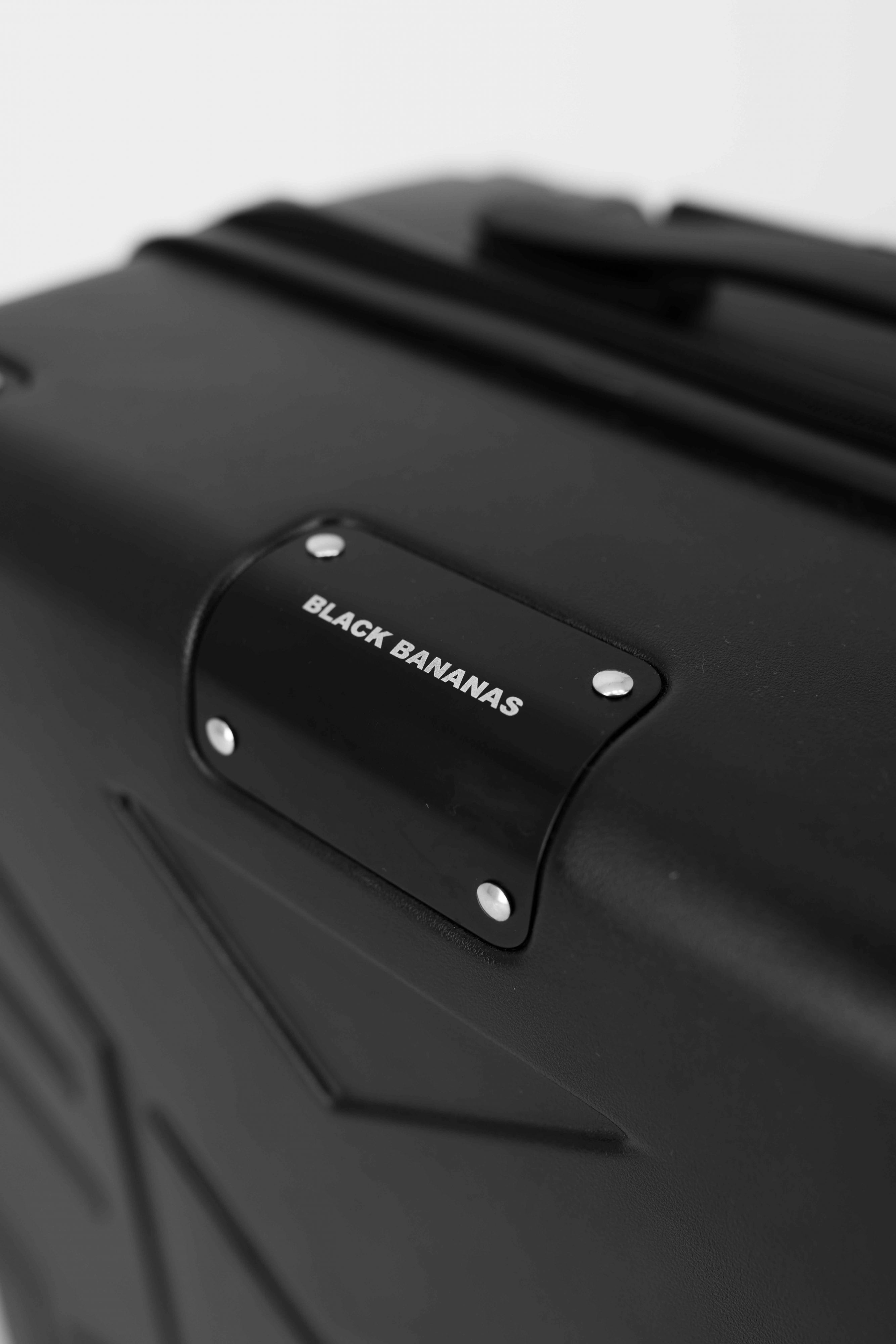 ICON CONVOY SUITCASE | Black