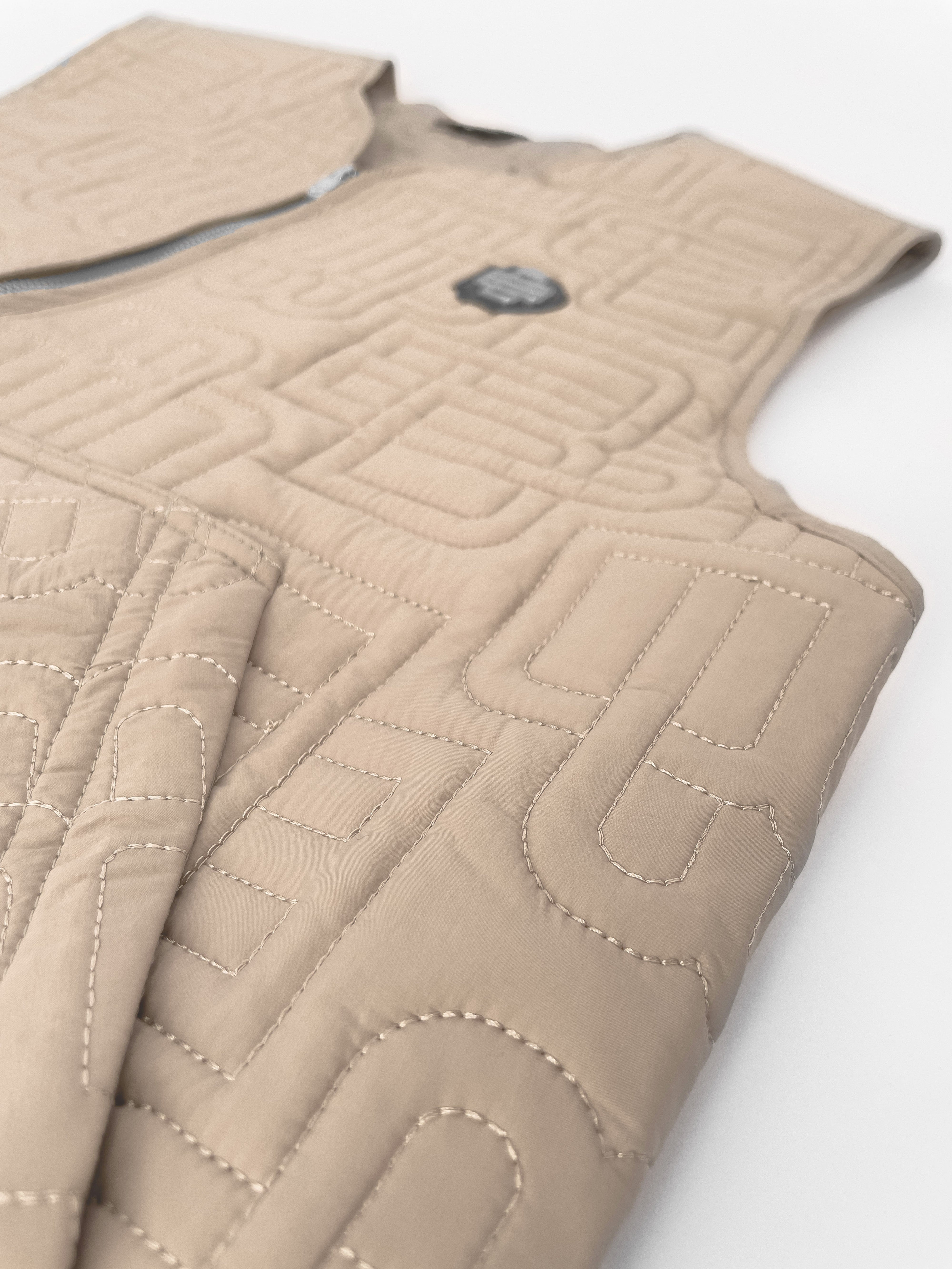 MONOGRAM QUILTED VEST | Brown