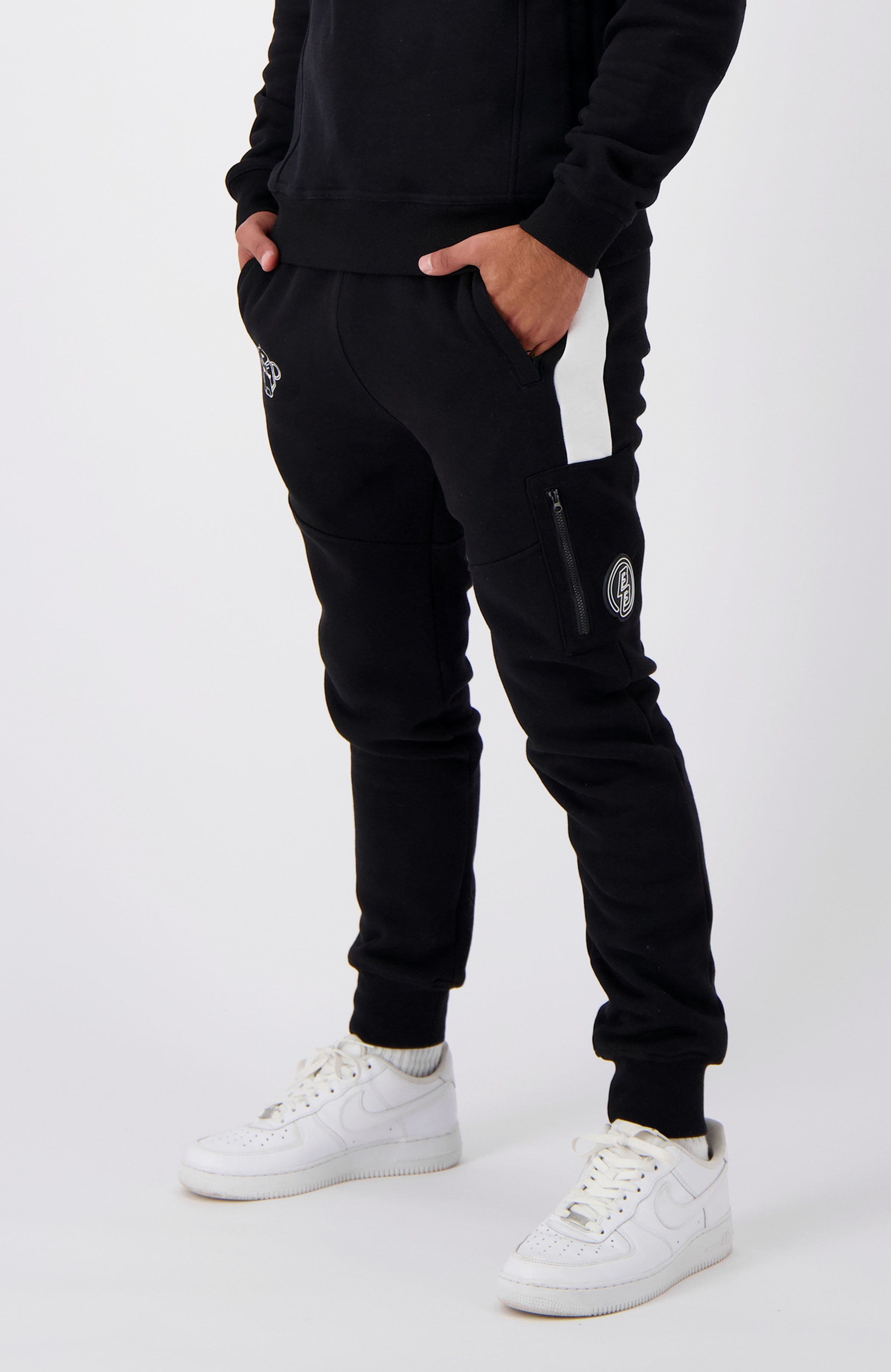 STRIPE SWEATPANTS | Black