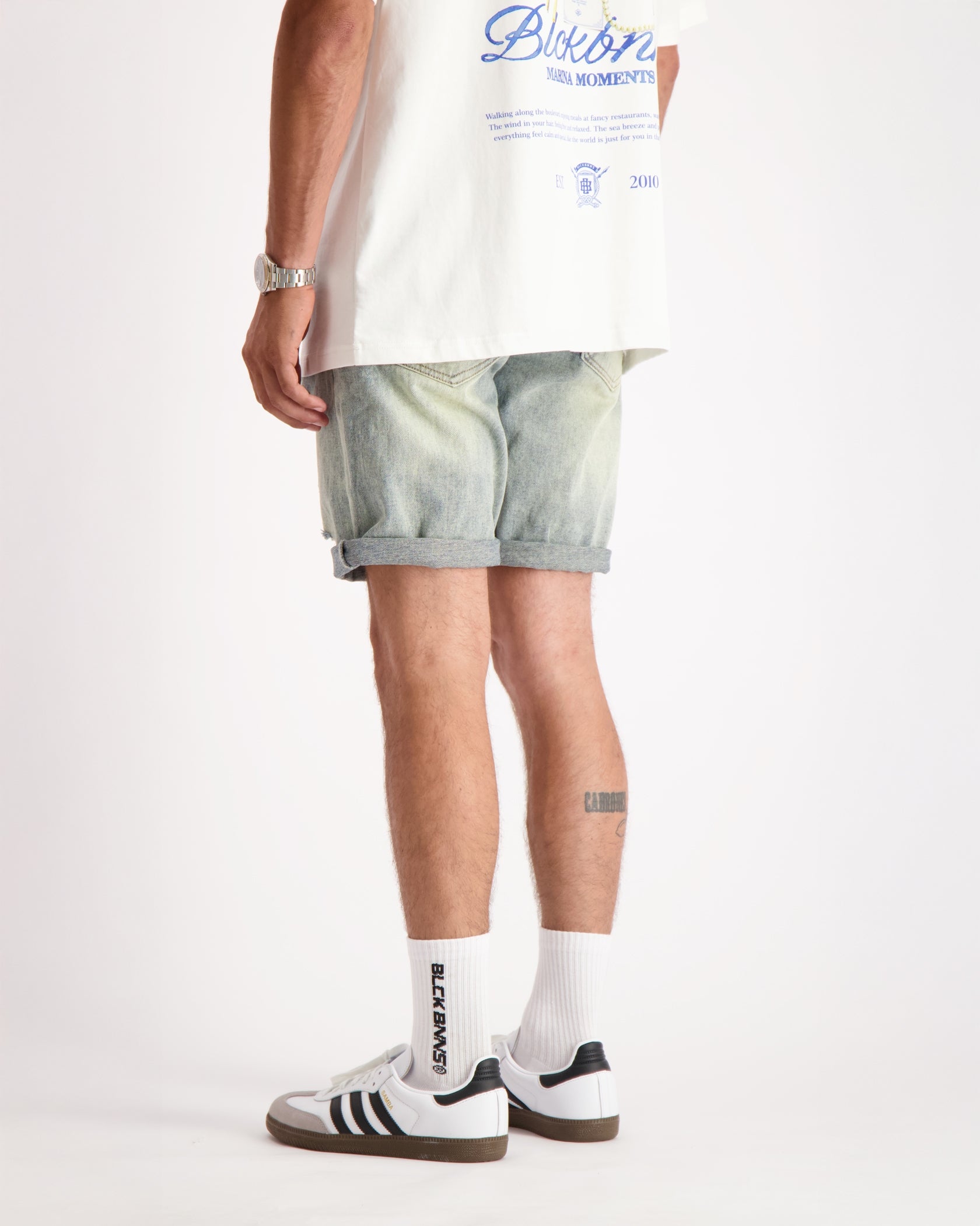 DISTRESSED DENIM SHORTS | Light Blue