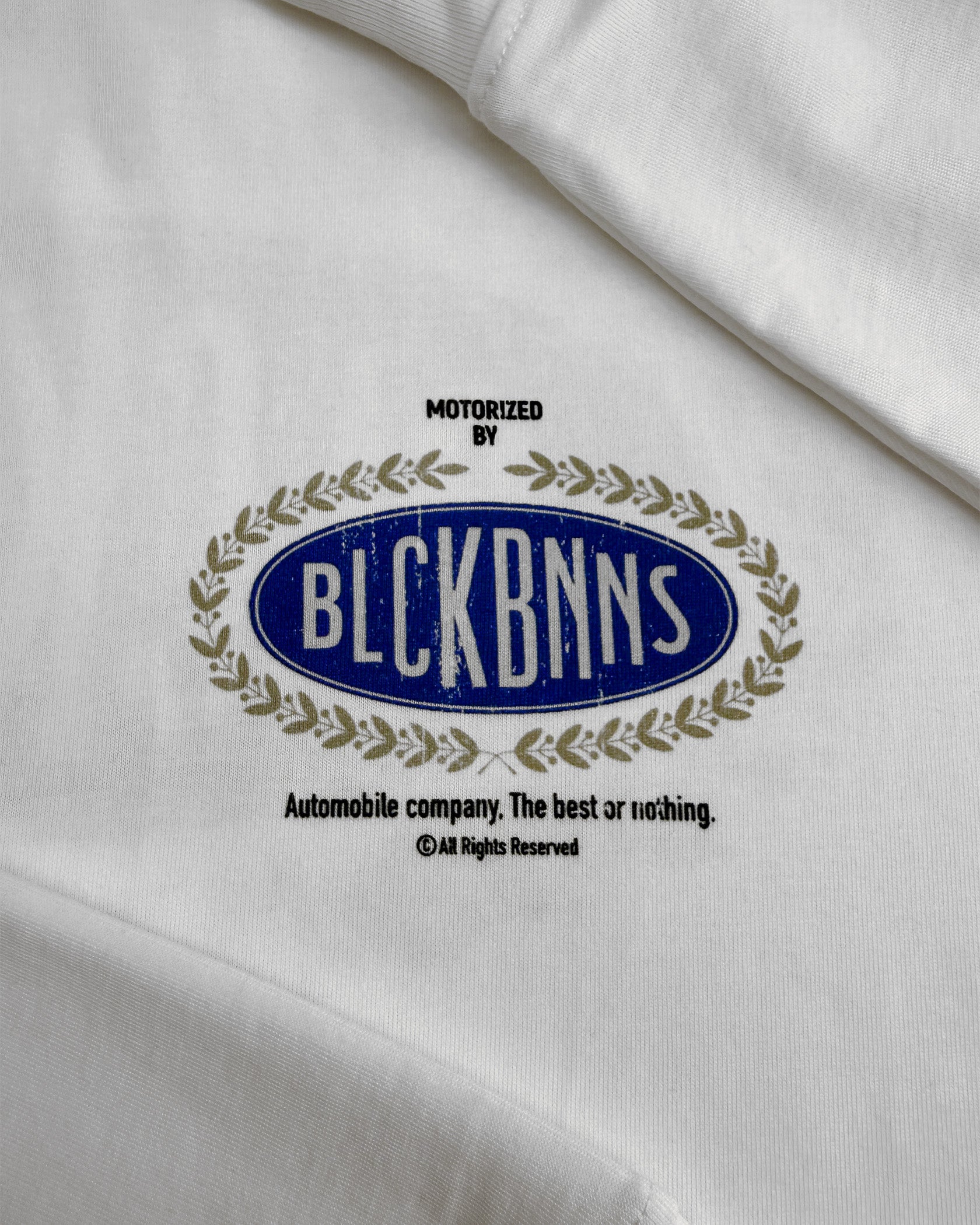 AUTOMOBILE LONGSLEEVE T-SHIRT | White