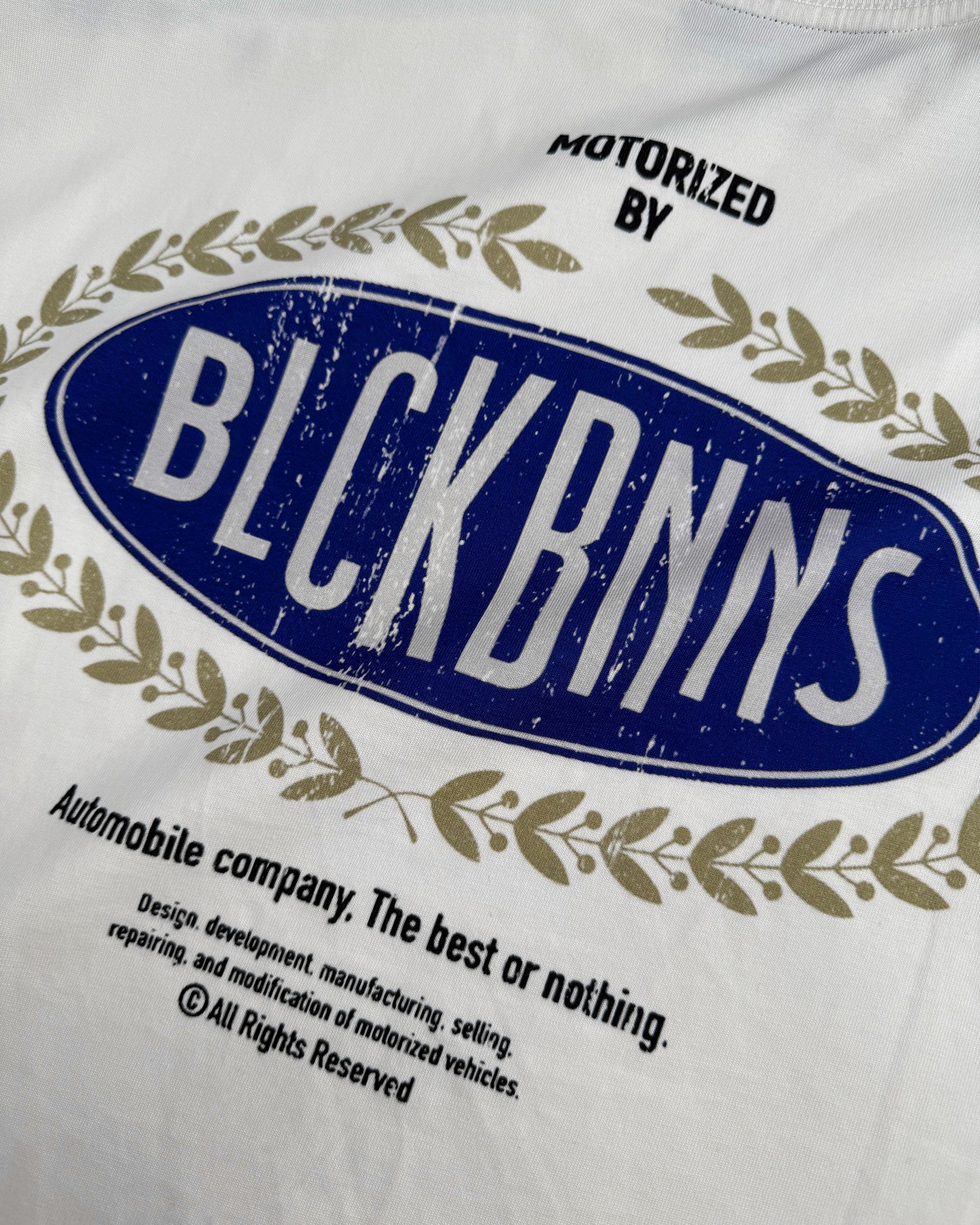 AUTOMOBILE LONGSLEEVE T-SHIRT | White