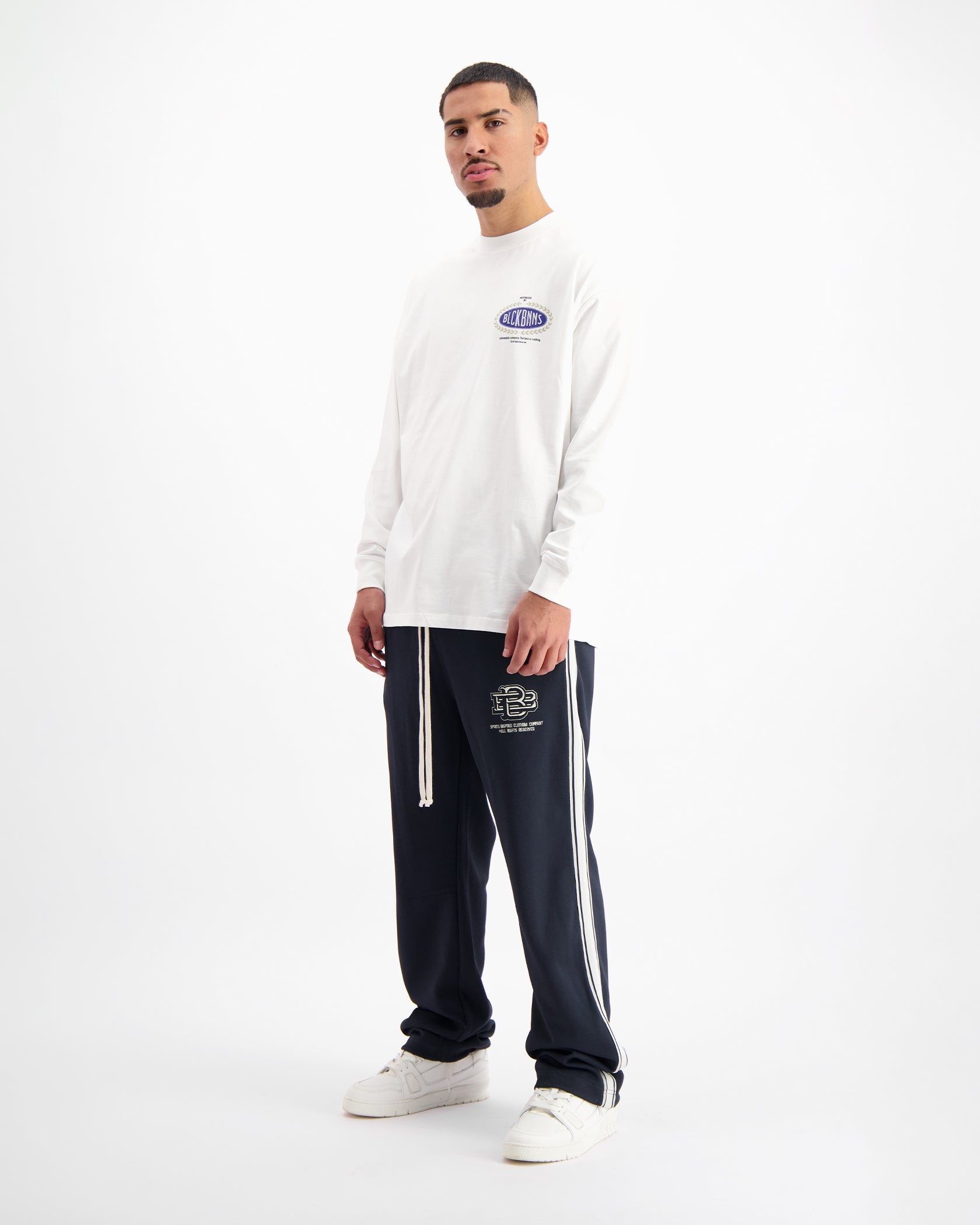 AUTOMOBILE LONGSLEEVE T-SHIRT | White