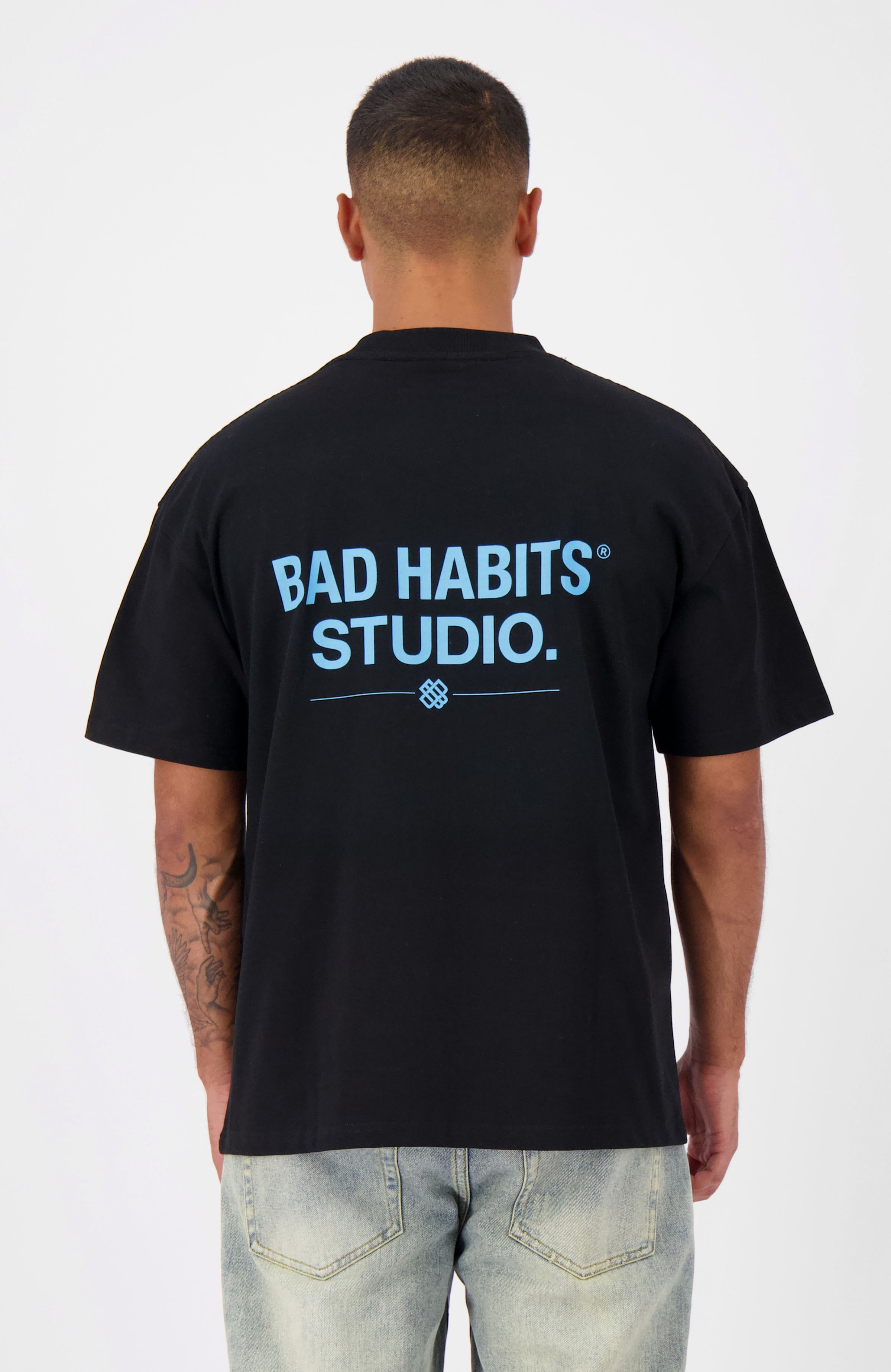 BAD HABITS STUDIO. T-SHIRT | Black