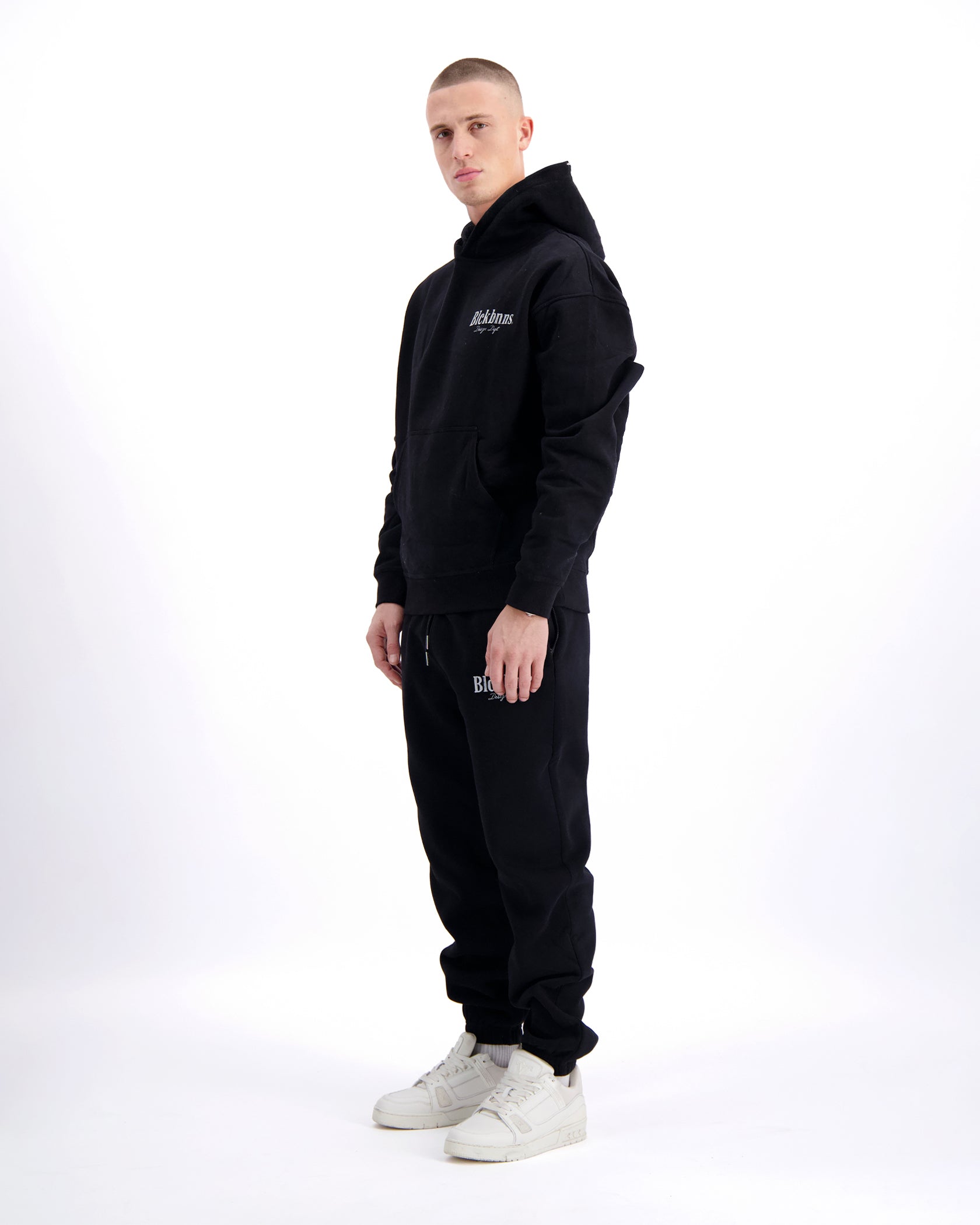 BRUSH SWEATSUIT | Black
