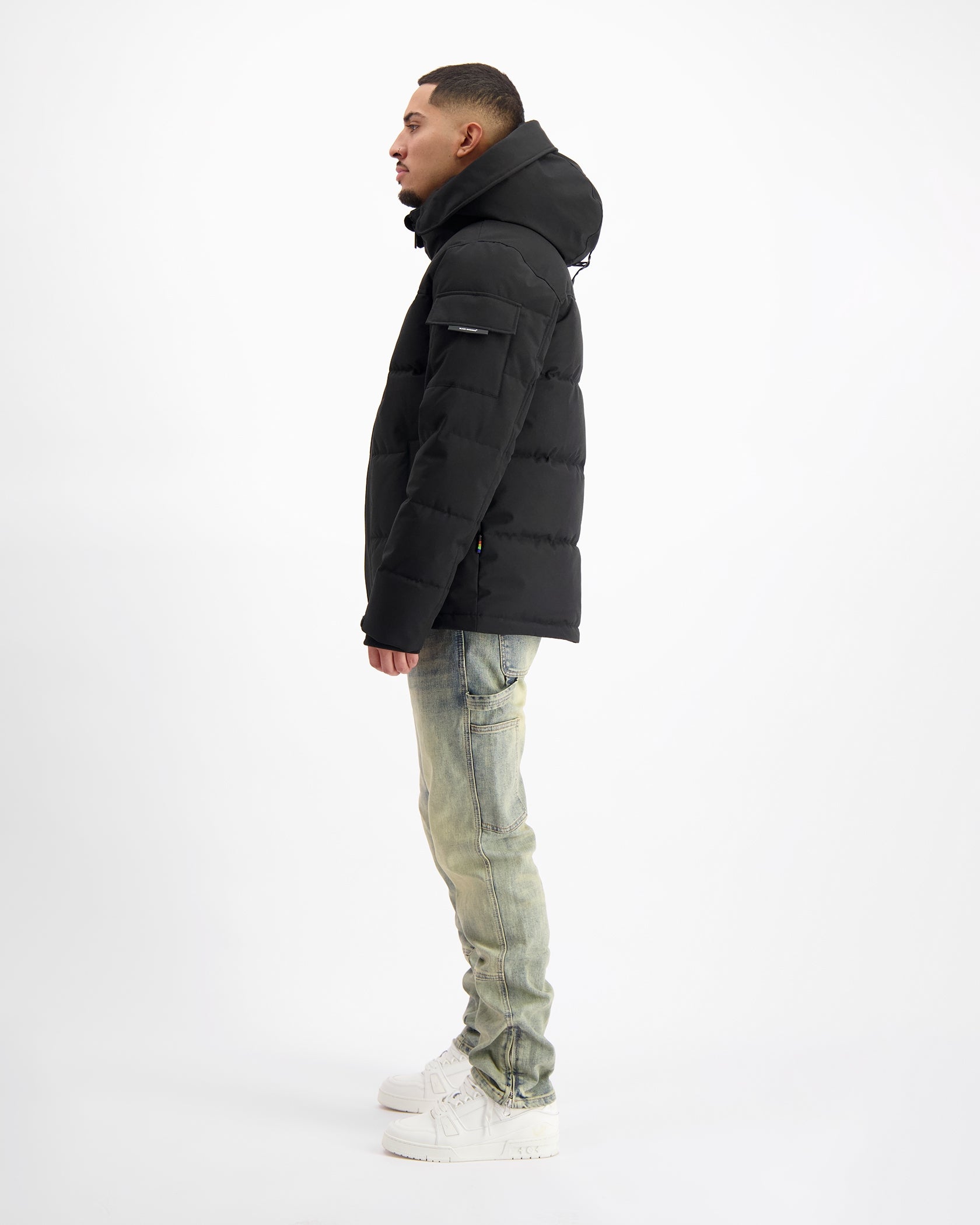 COMMANDER V2 JACKET. | Black