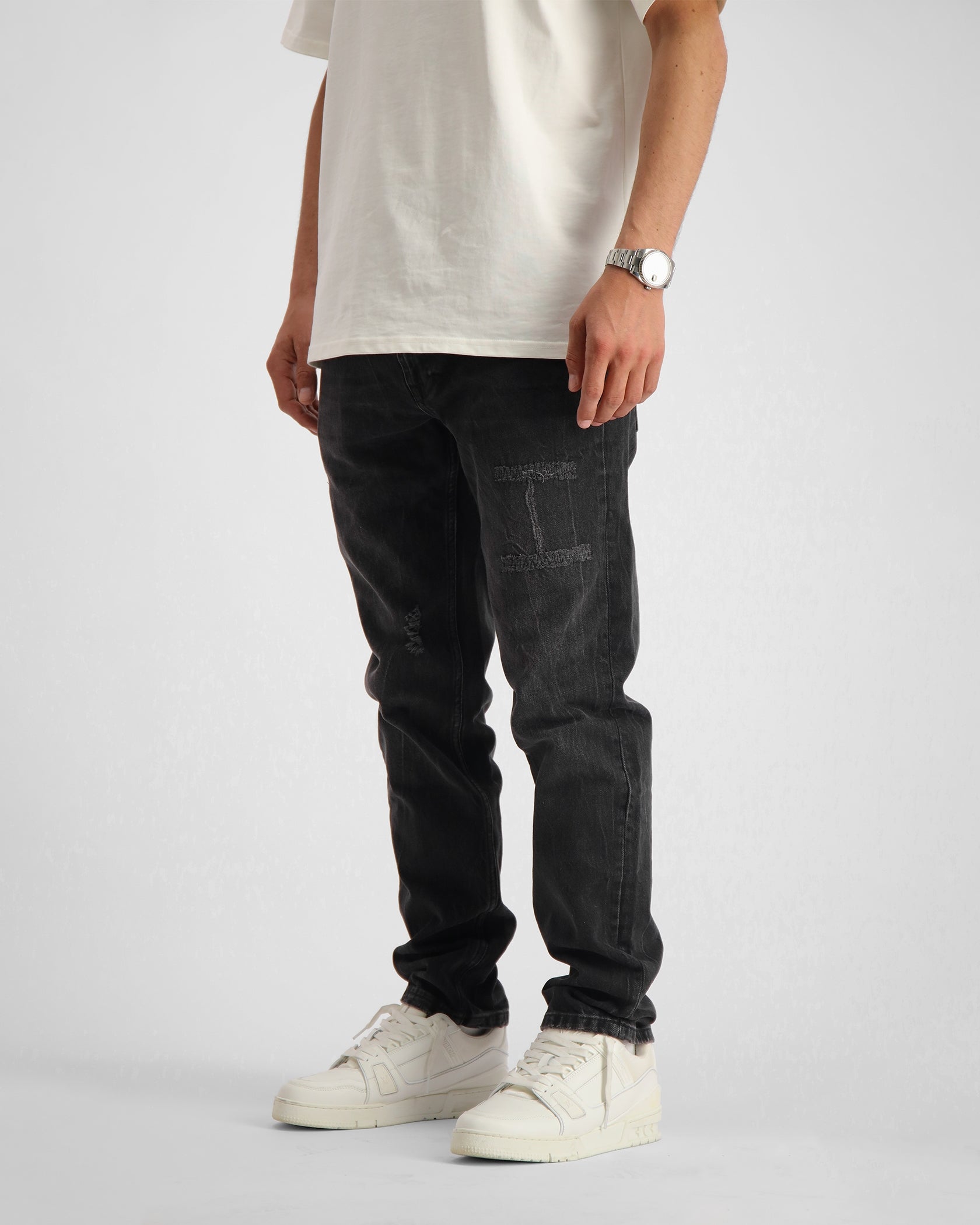 DESTROYED DENIM | Washed Black