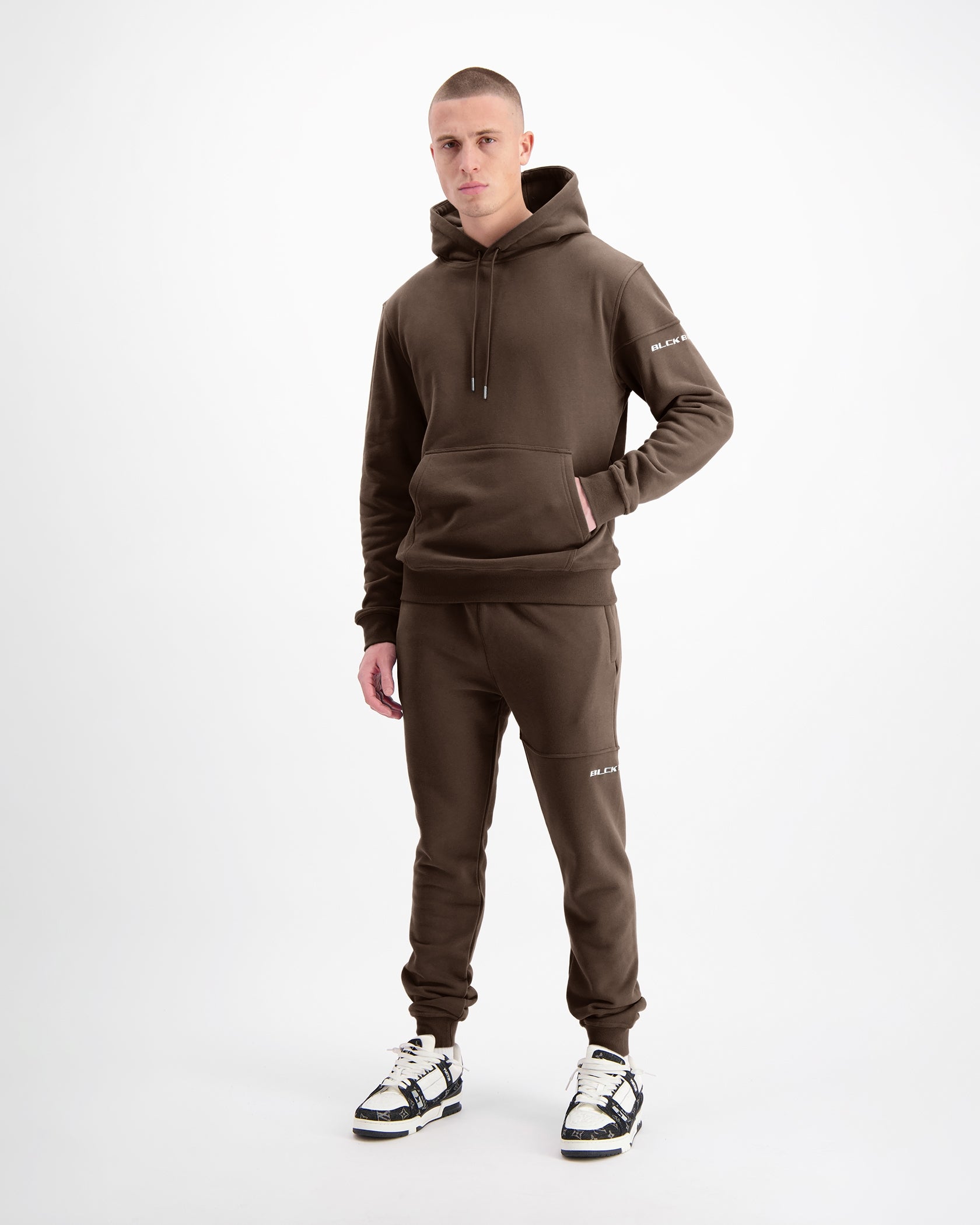 FORCE SWEATSUIT | Brown