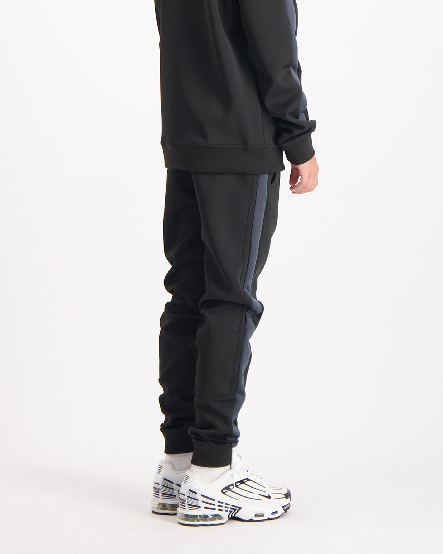 BF TRILL TRACKPANTS | Black