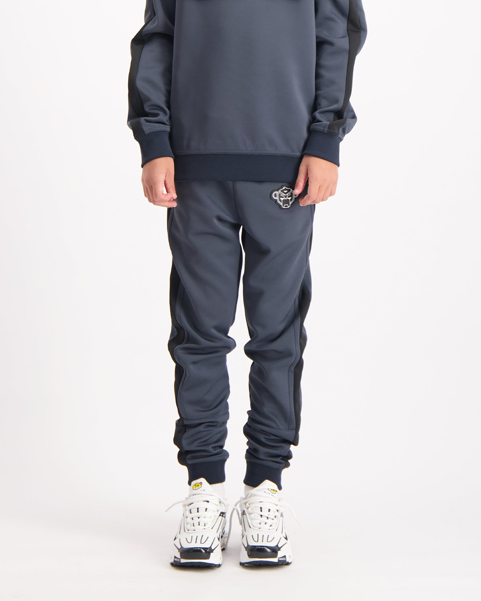 BF TRILL TRACKPANTS | Charcoal