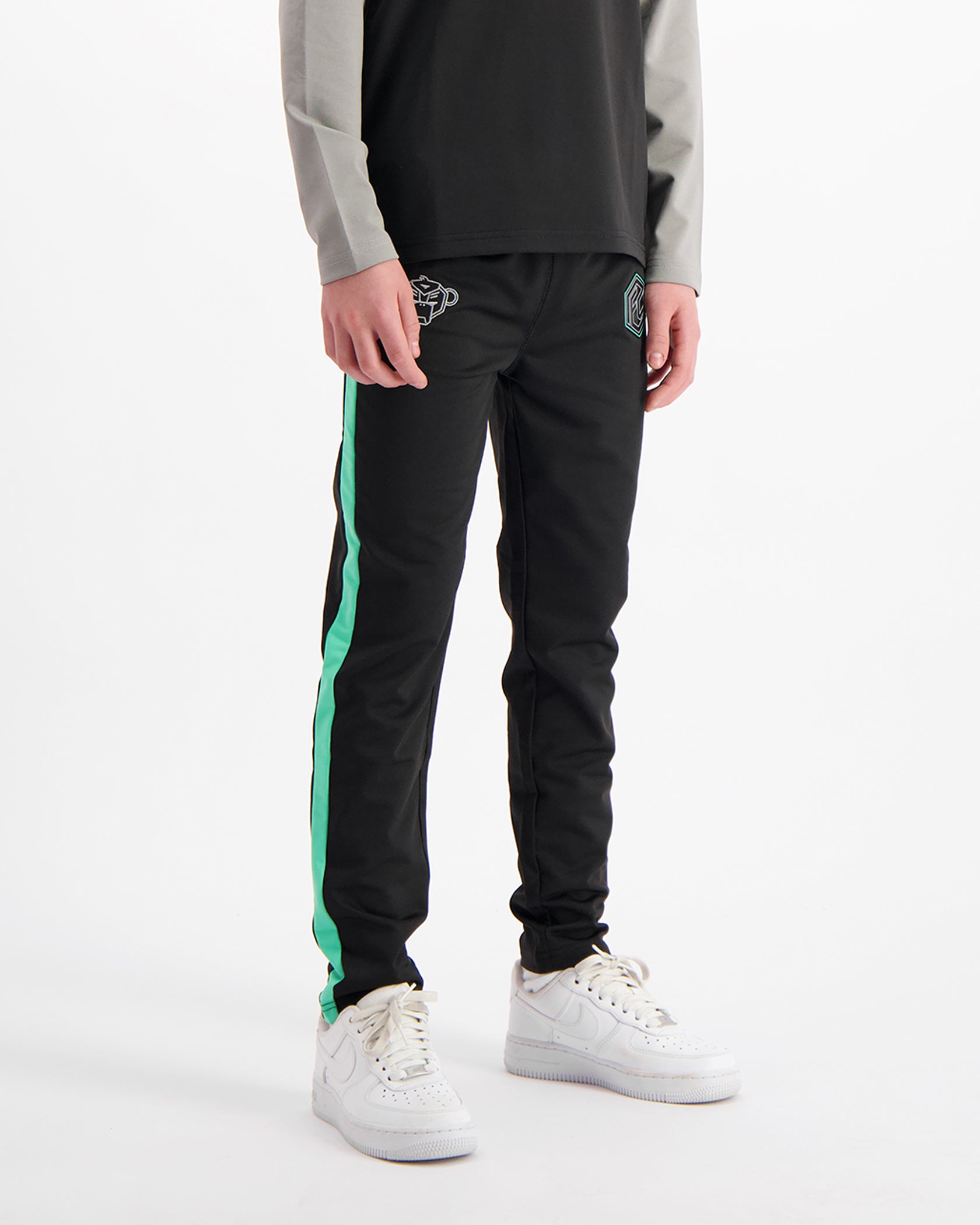 KIDS FOOTBALL TRACKPANTS | Black