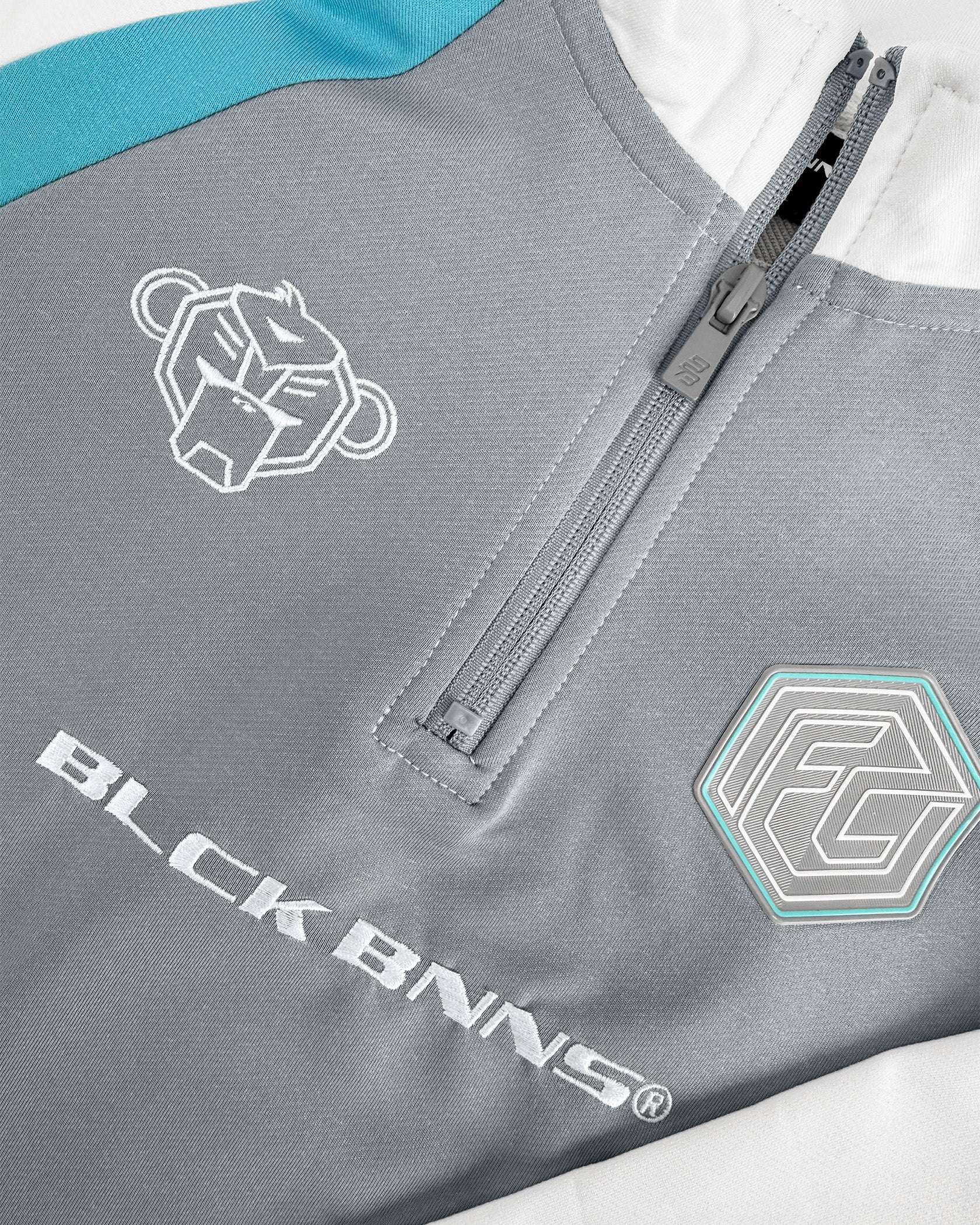 KIDS FOOTBALL TRACKSUIT | Sand