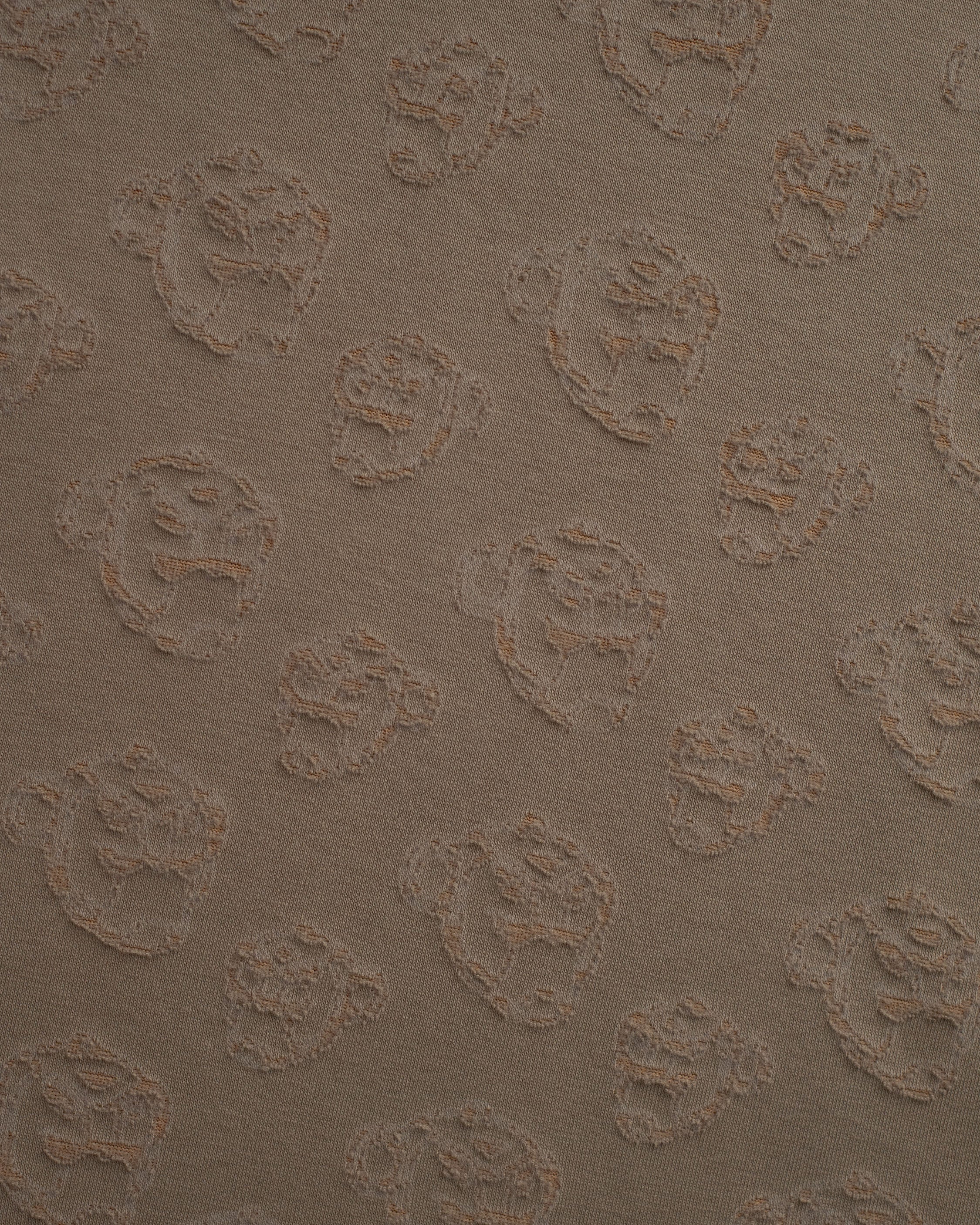 CONJUNTO DE DOS PIEZAS CON ESTAMPADO LÁSER PARA NIÑOS | Arena