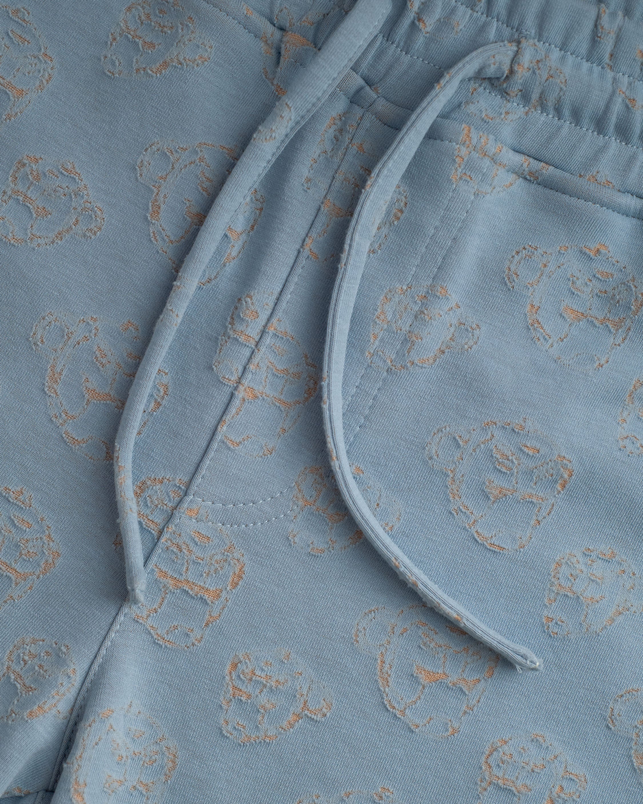 CONJUNTO DE DOS PIEZAS CON DETALLES LÁSER PARA NIÑOS | Azul claro