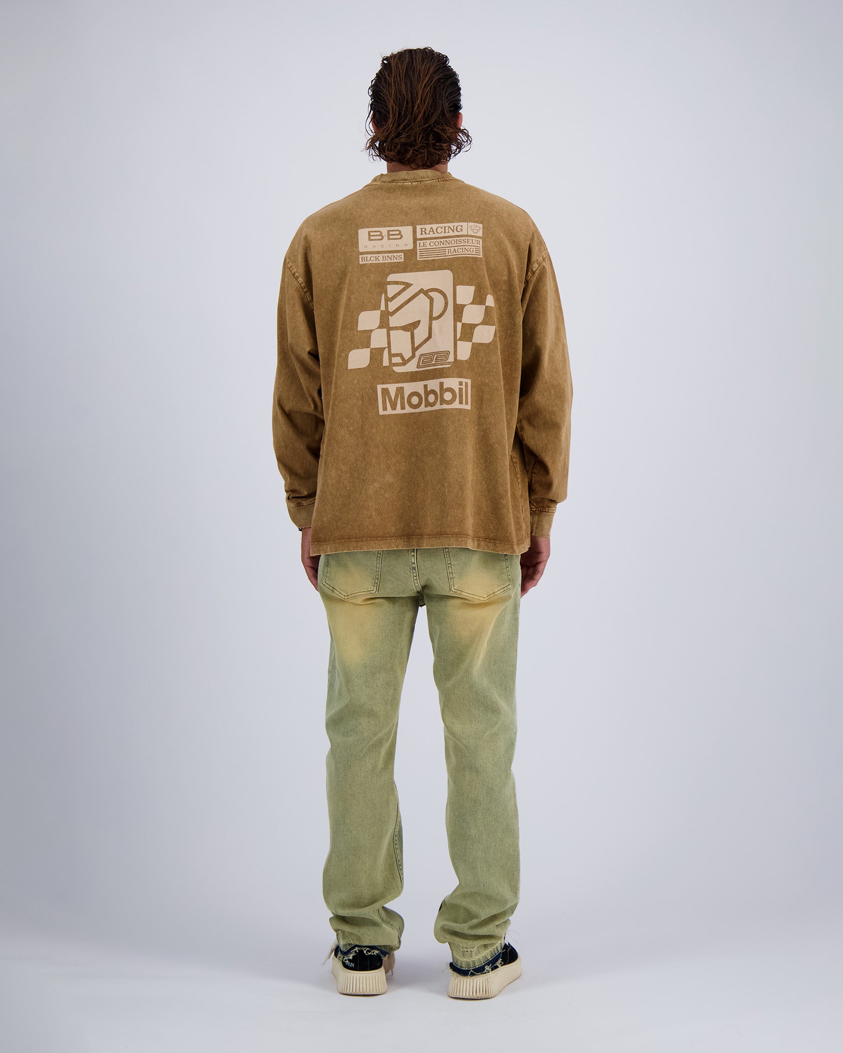SCRIPT RACING LONGSLEEVE | Brown