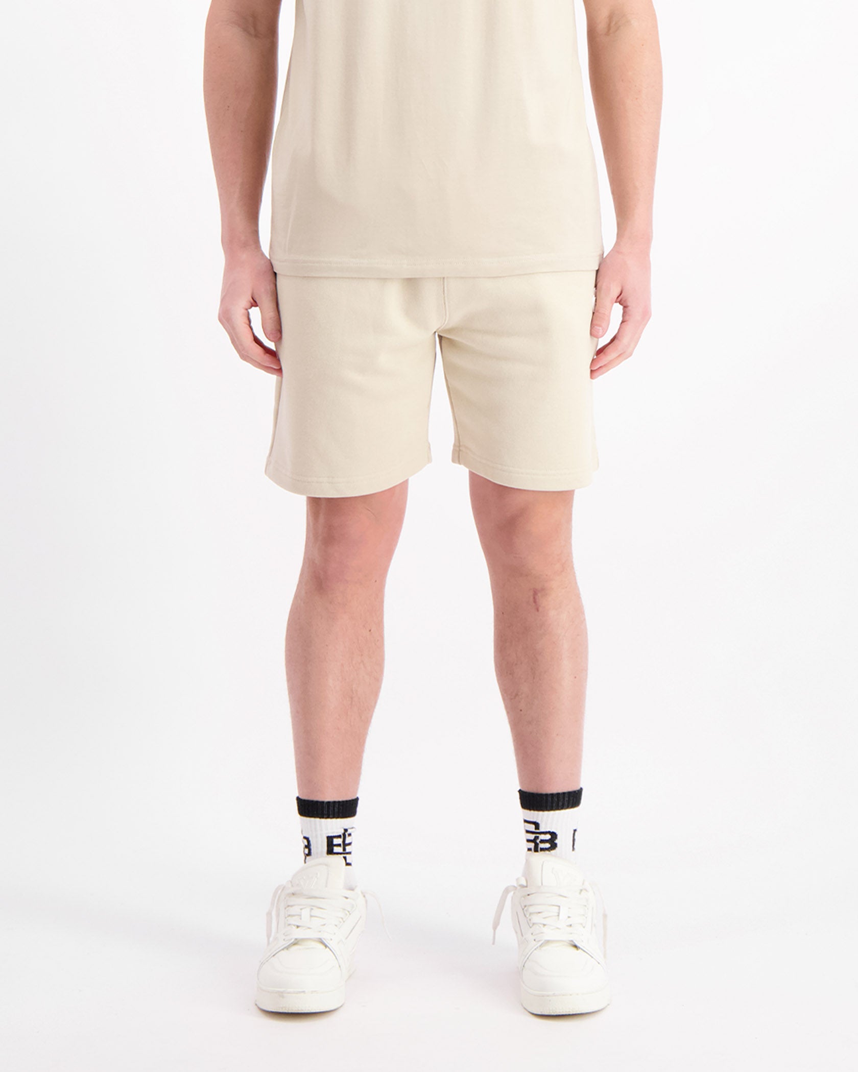 MONO RELAX SWEATSHORTS | Sand