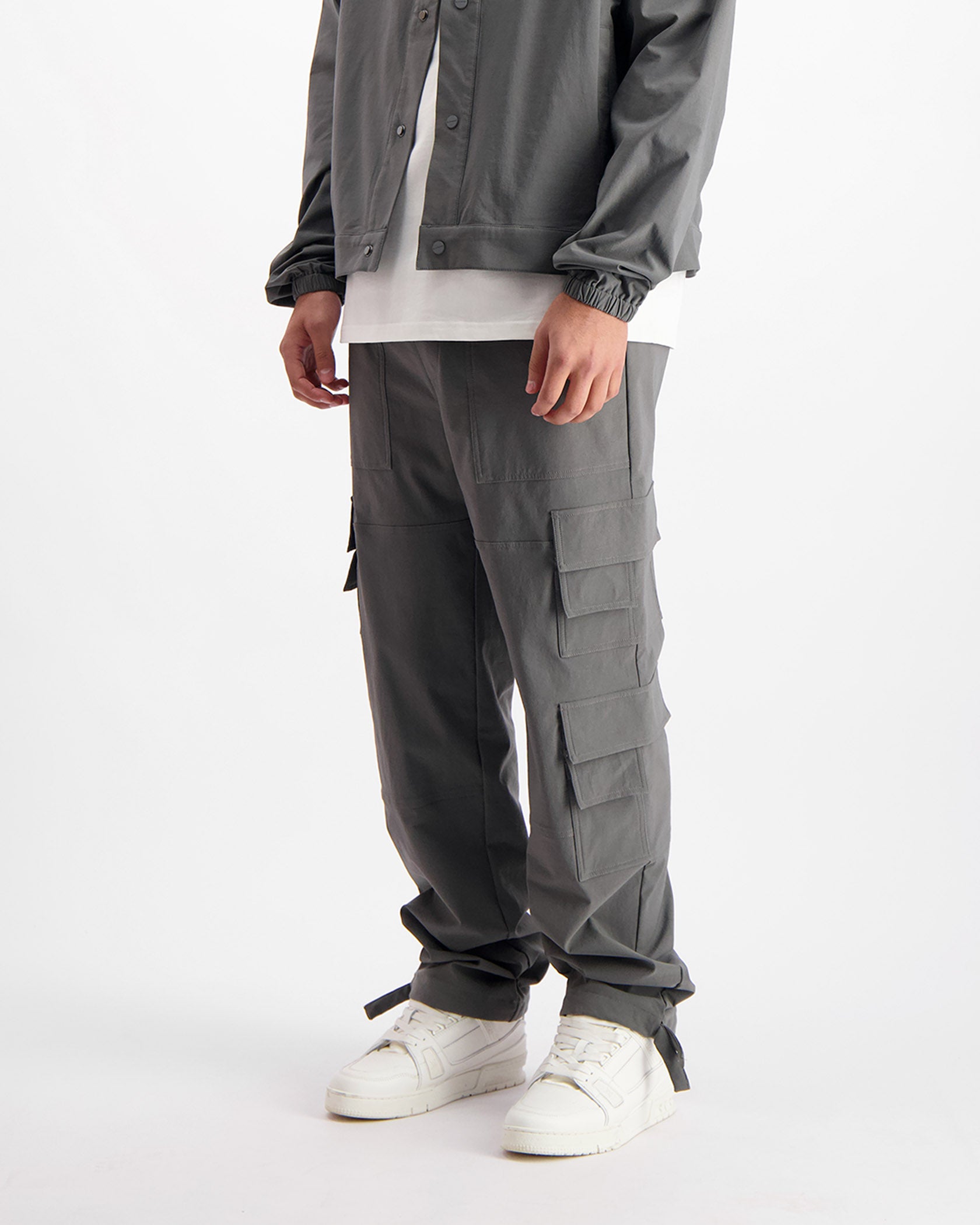 MONOGRAM TECH CARGO PANTS | Charcoal