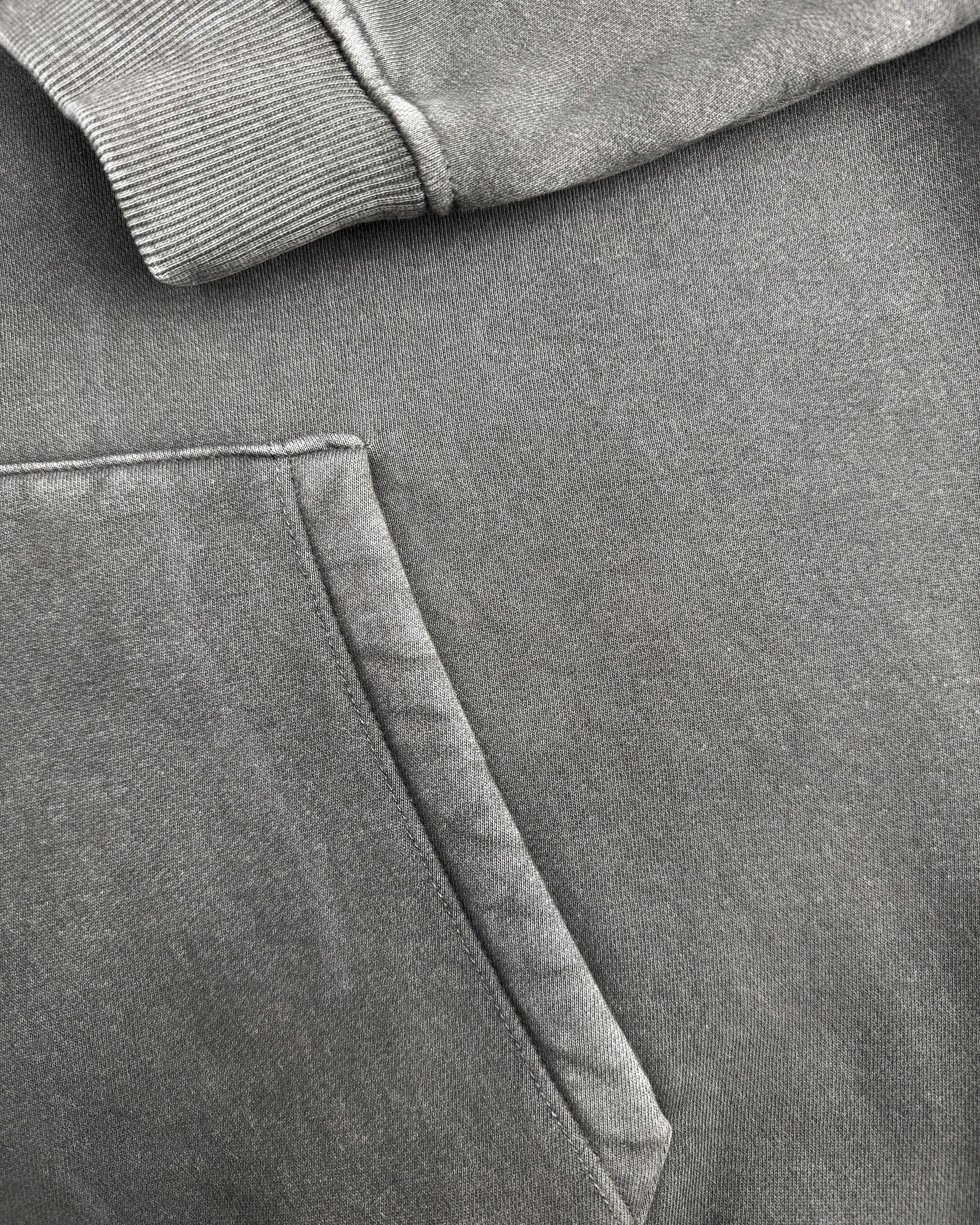 RIPPED ARCH HOODIE | Washed Black