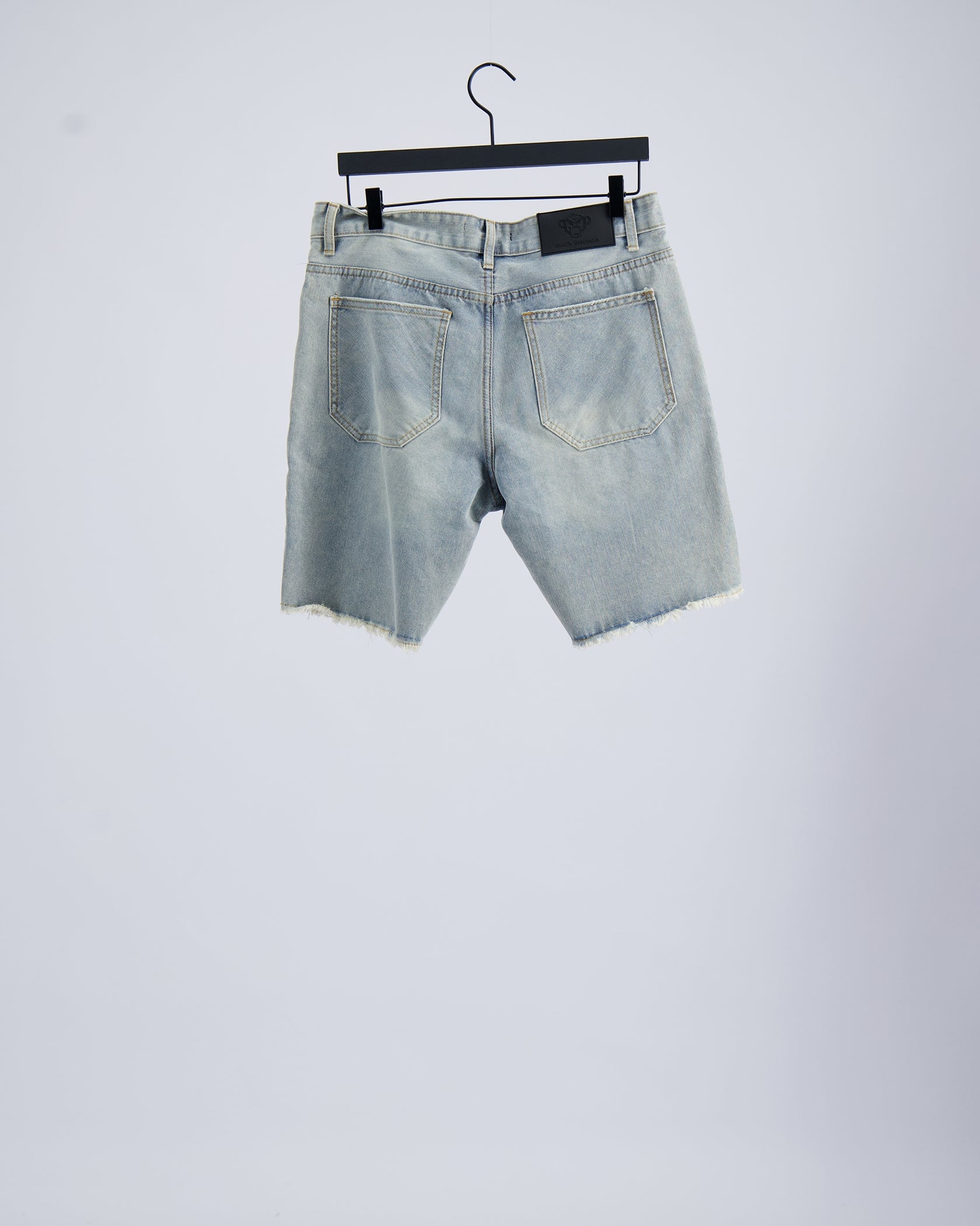 BEISPIELSHORTS | Hellblau