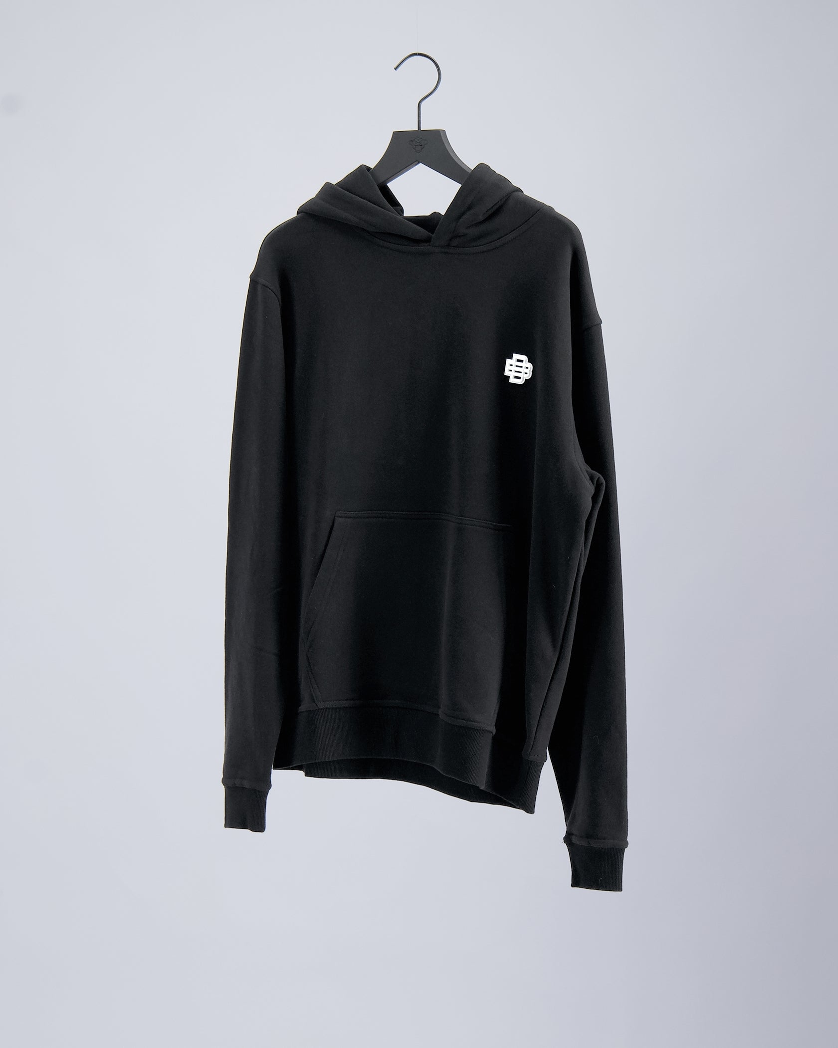 MUESTRA SUPERIOR | Negro