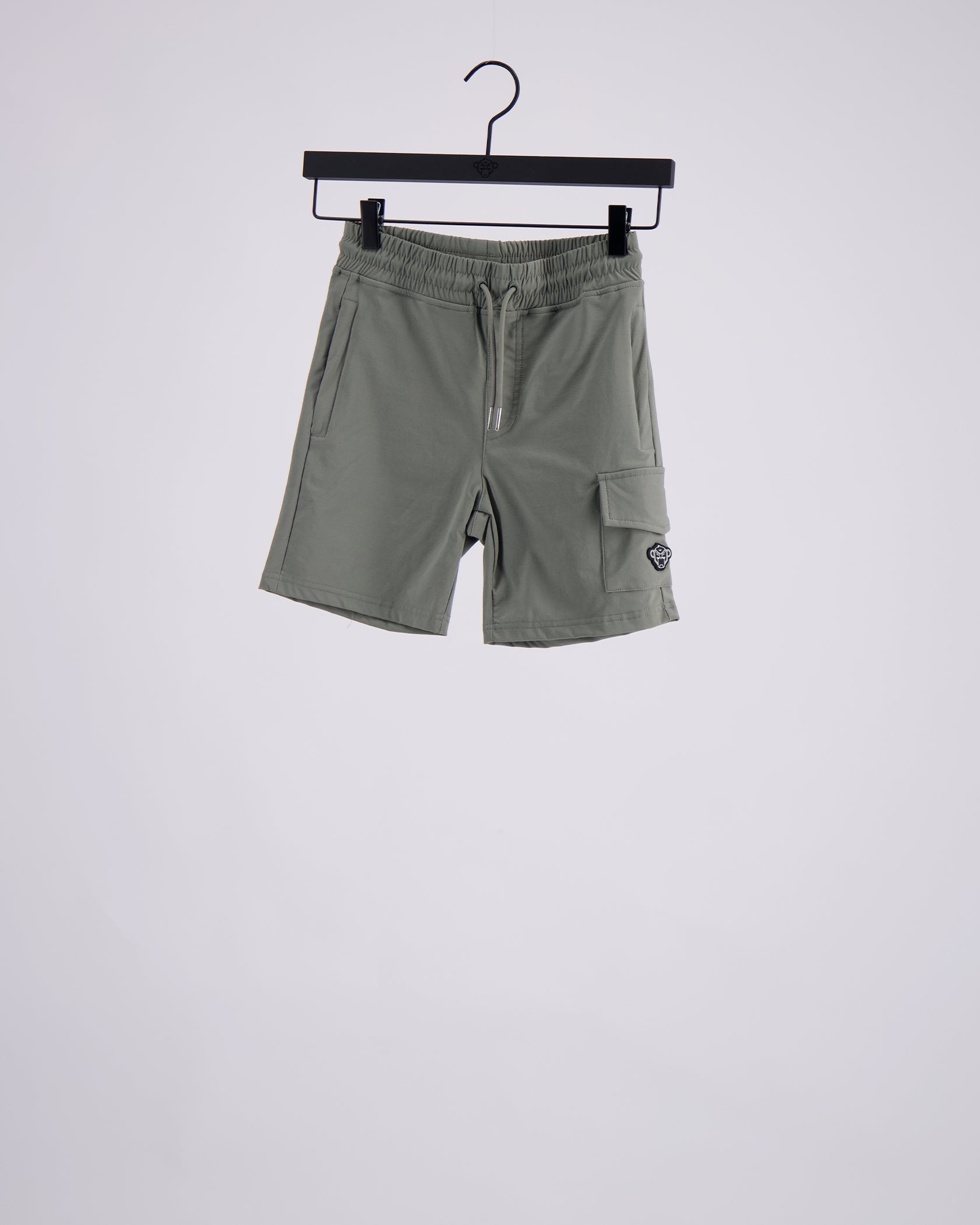 VOORBEELD SHORTS  Bosgroen