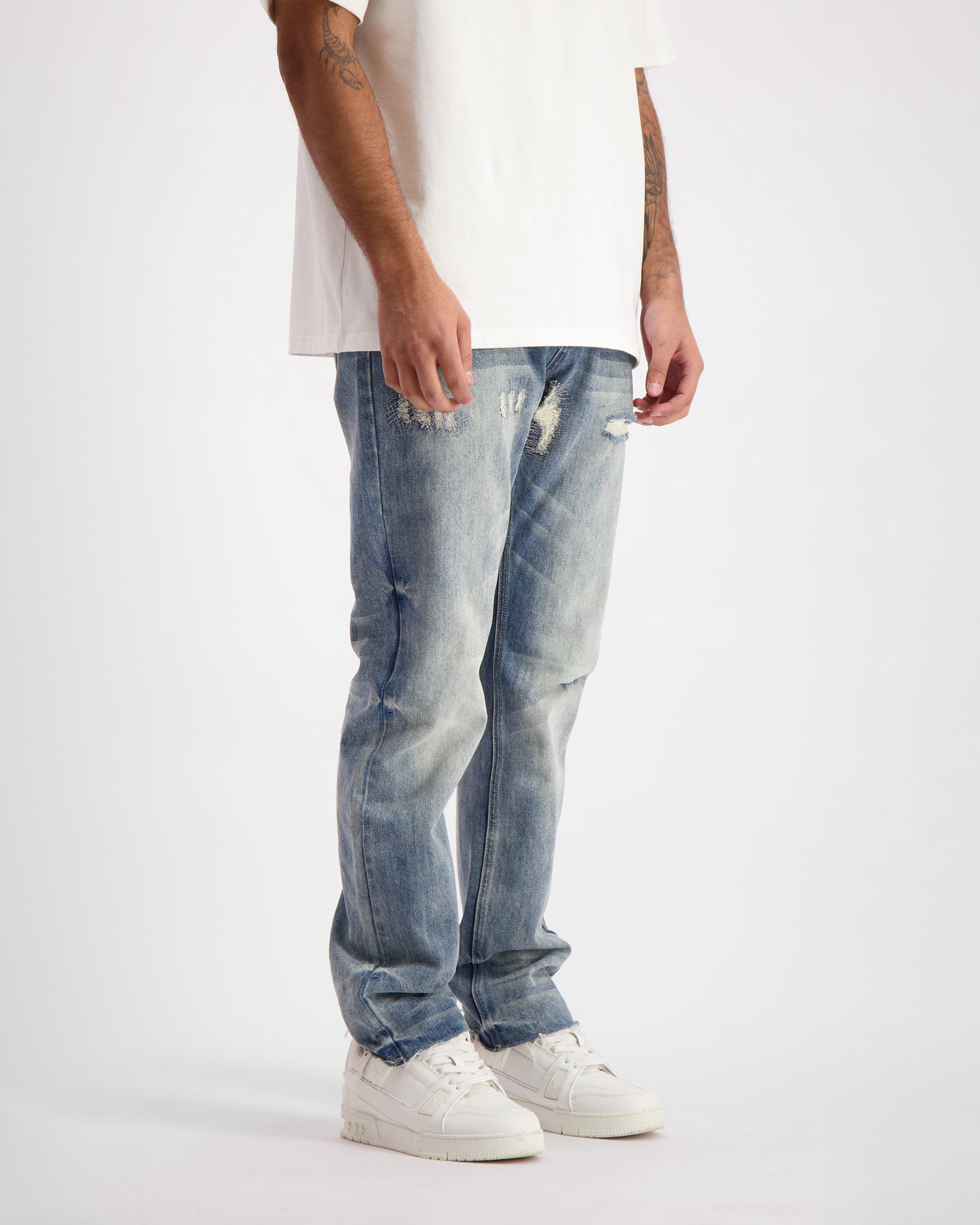 STRAIGHT STITCHED DENIM | Blue