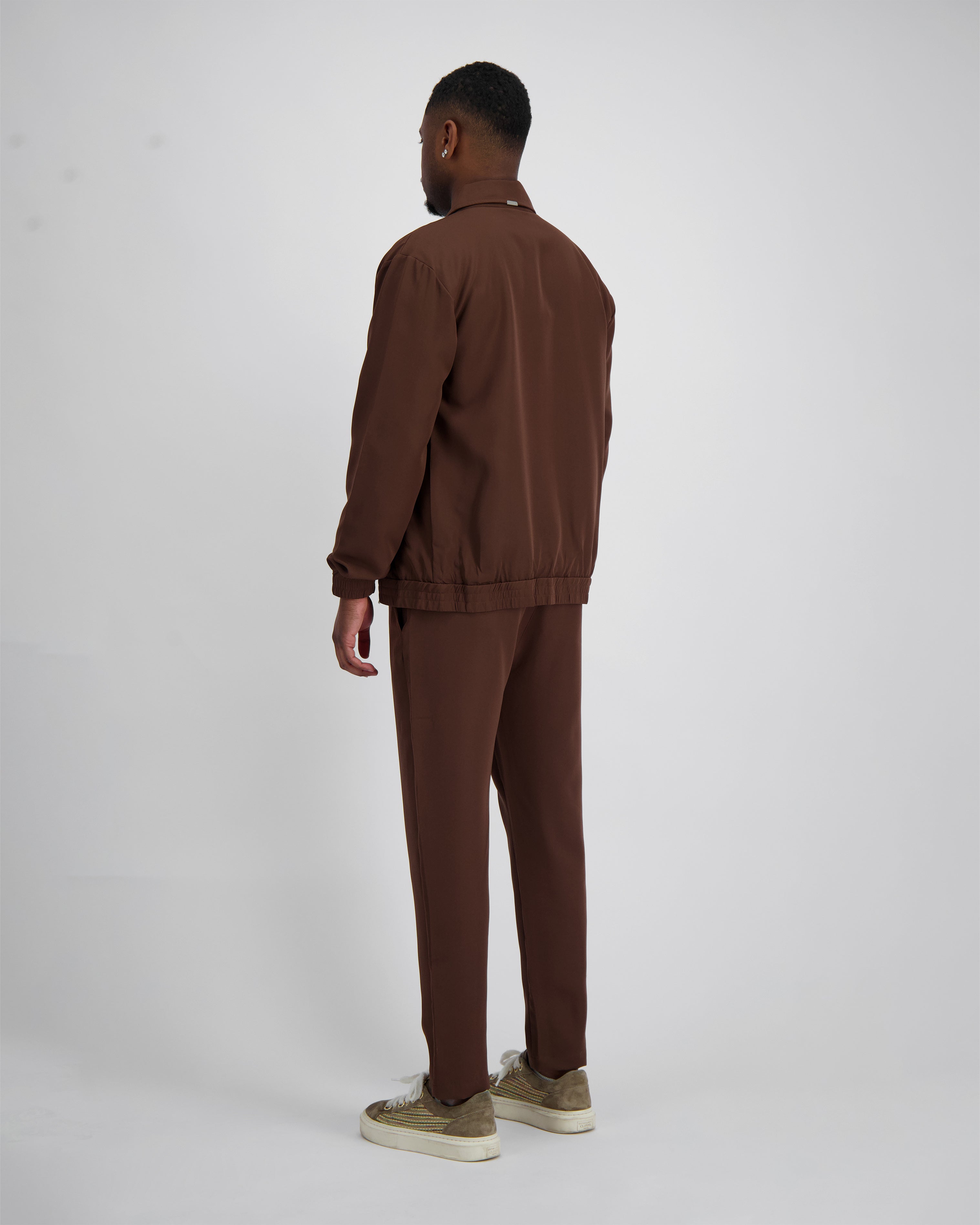 TECH SUIT | Brown