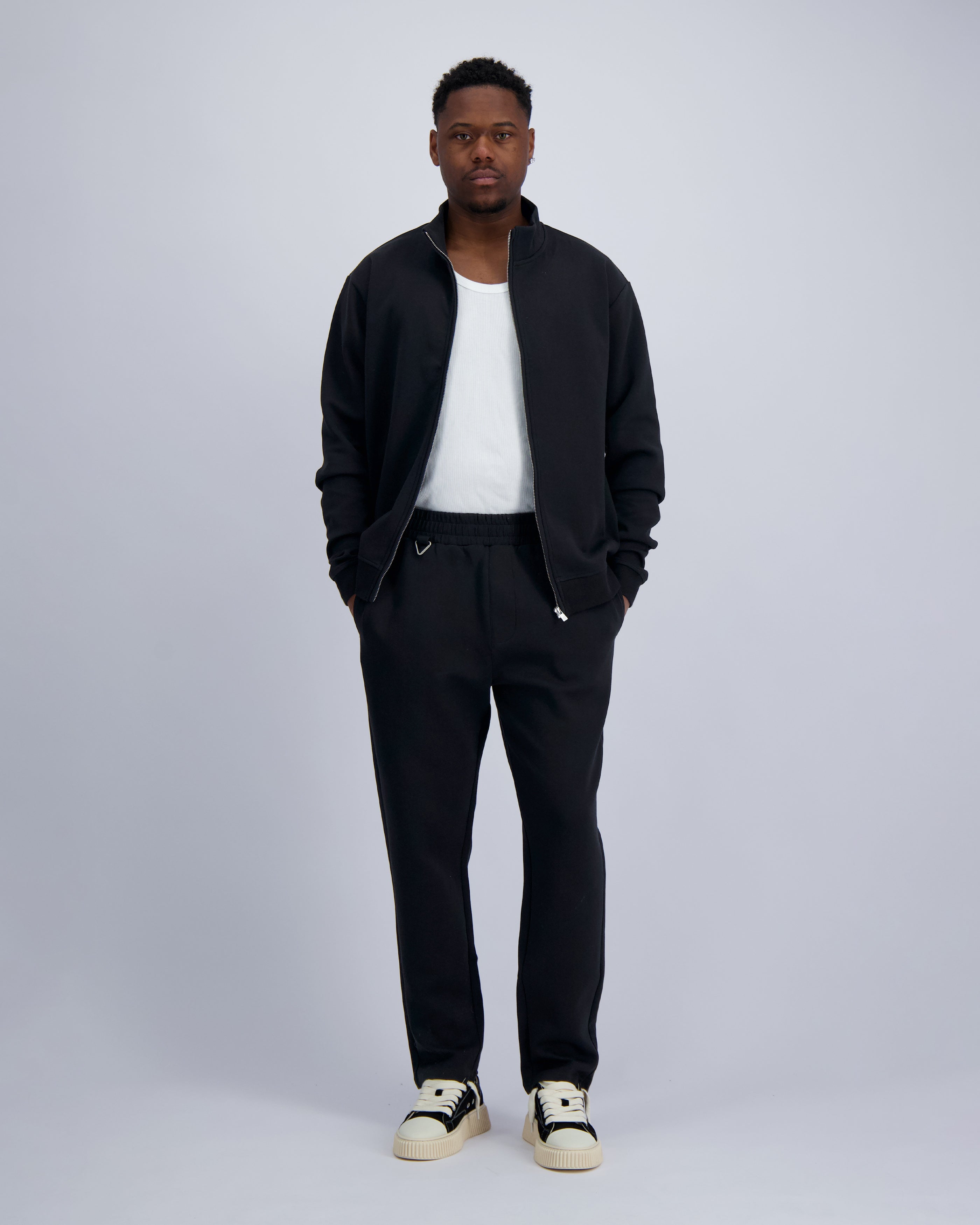 ZIPPED FLEX SUIT | Black
