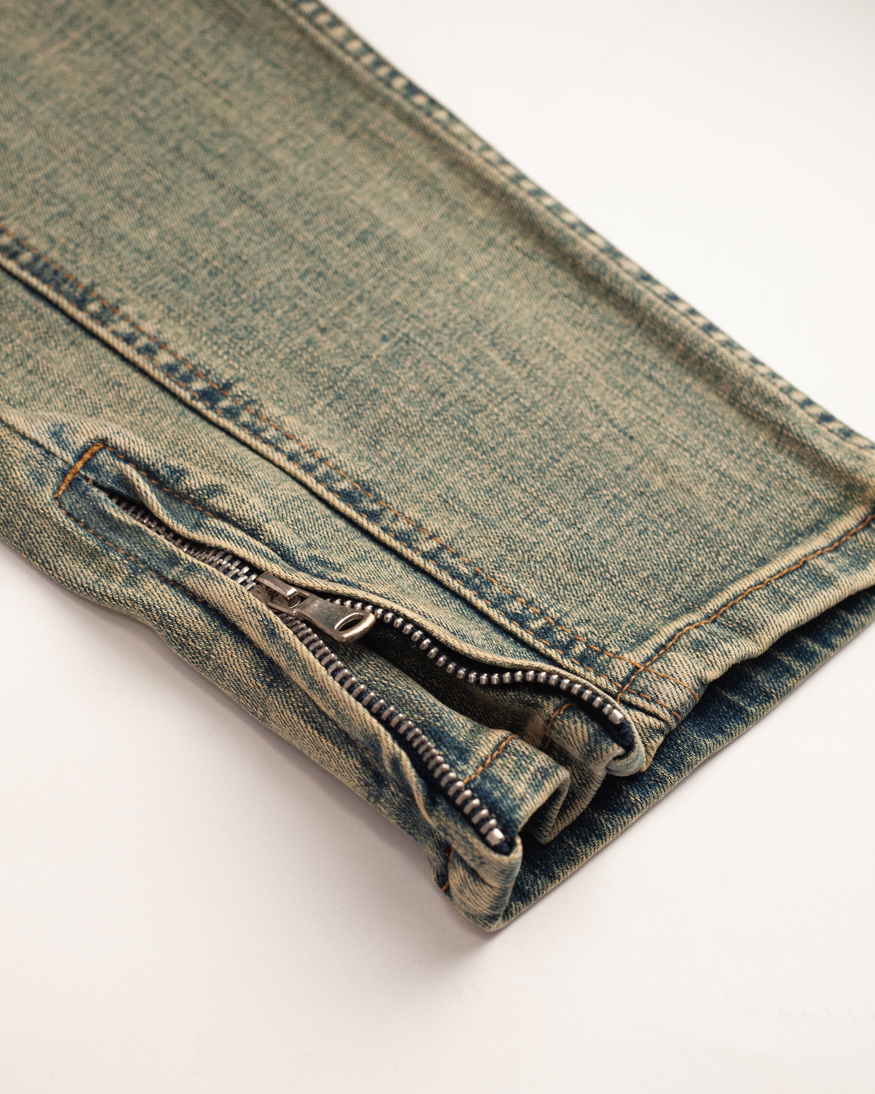 DENIM MIT REISSVERSCHLUSS | Blau